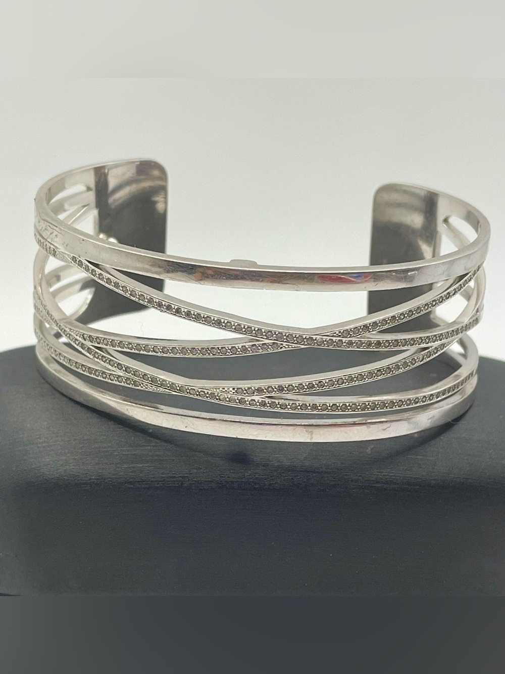 Liens Cubic Zirconia Crossover Cuff Bracelet. Silver Tone. Interchangeable